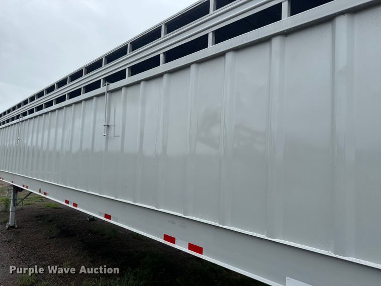 image for item EJ2799 1999 Neville livestock trailer