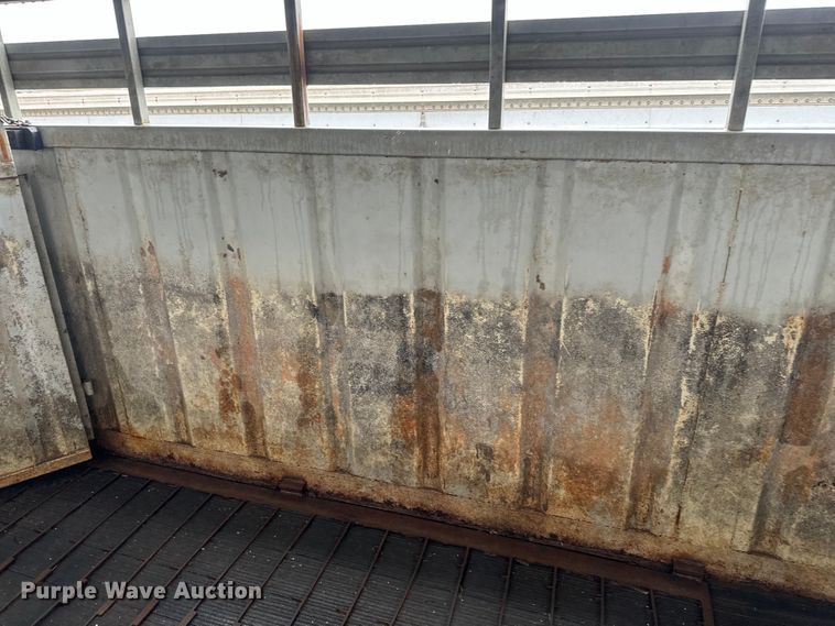 image for item EJ2799 1999 Neville livestock trailer