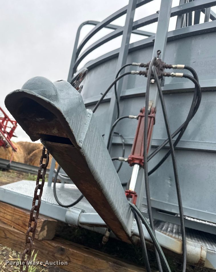 image for item EJ2801 Silencer portable tub and alley way