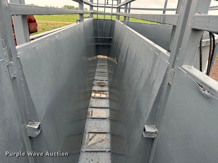 image for item EJ2801 Silencer portable tub and alley way