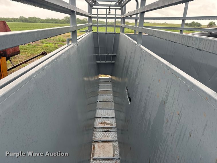 image for item EJ2801 Silencer portable tub and alley way