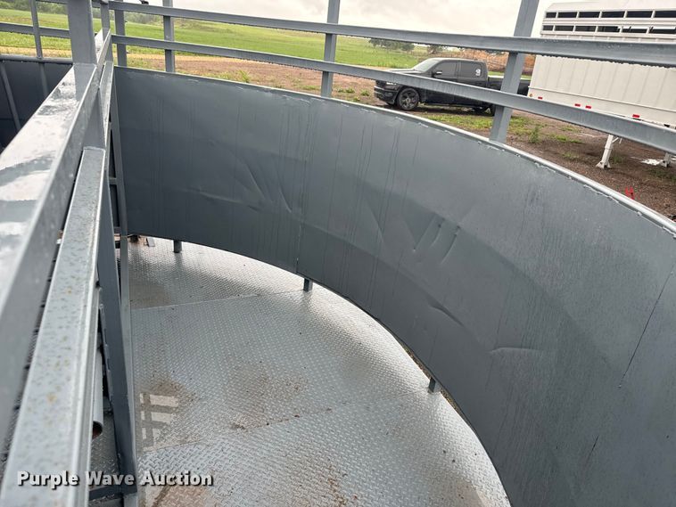 image for item EJ2801 Silencer portable tub and alley way