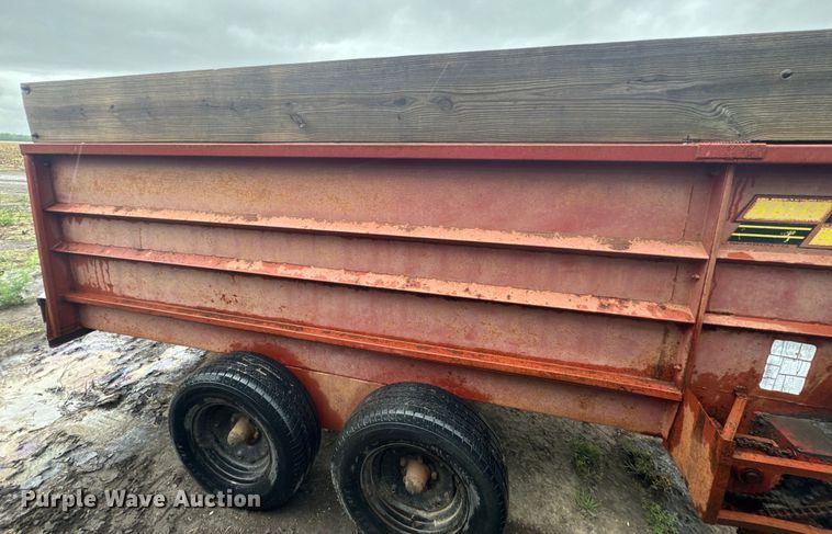 image for item EJ2802 Kelly Ryan Feed-R-Wagon feed mixer