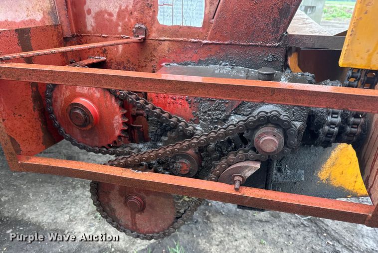 image for item EJ2802 Kelly Ryan Feed-R-Wagon feed mixer