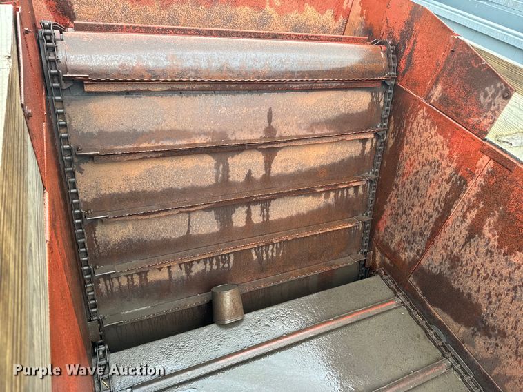 image for item EJ2802 Kelly Ryan Feed-R-Wagon feed mixer