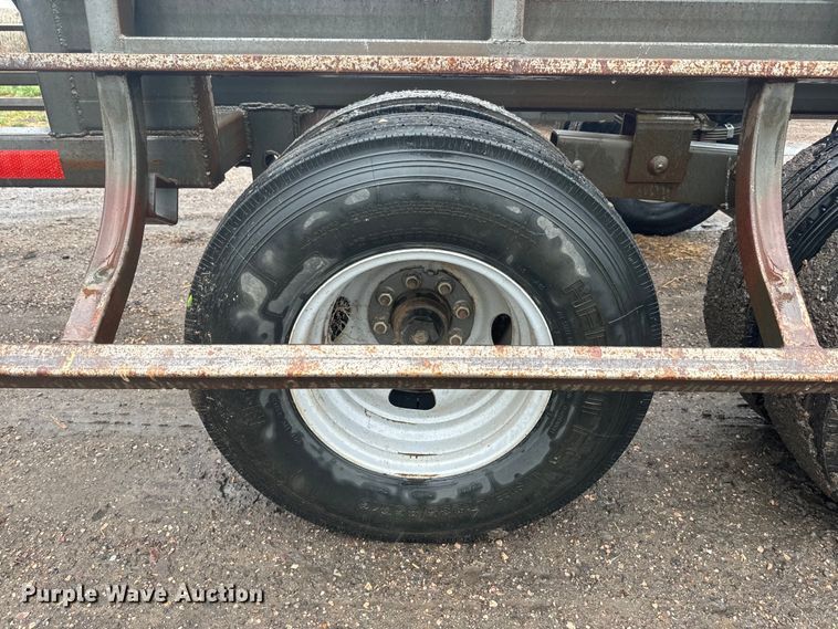 image for item EJ2803 2011 Cliff's Welding Service 1937 bale flipper trailer