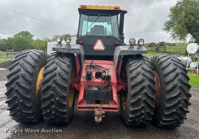 image for item EJ2805 1988 Versatile 846 4WD tractor