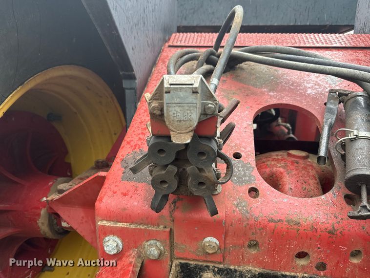 image for item EJ2805 1988 Versatile 846 4WD tractor