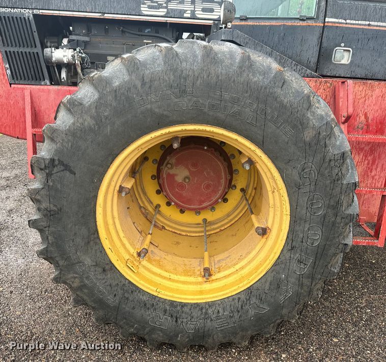 image for item EJ2805 1988 Versatile 846 4WD tractor