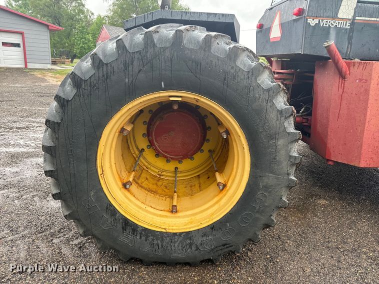 image for item EJ2805 1988 Versatile 846 4WD tractor