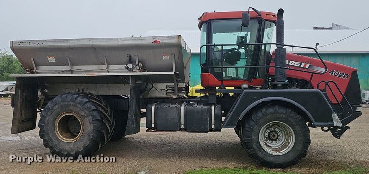 image for item EJ5377 Case Titan 4020 spreader