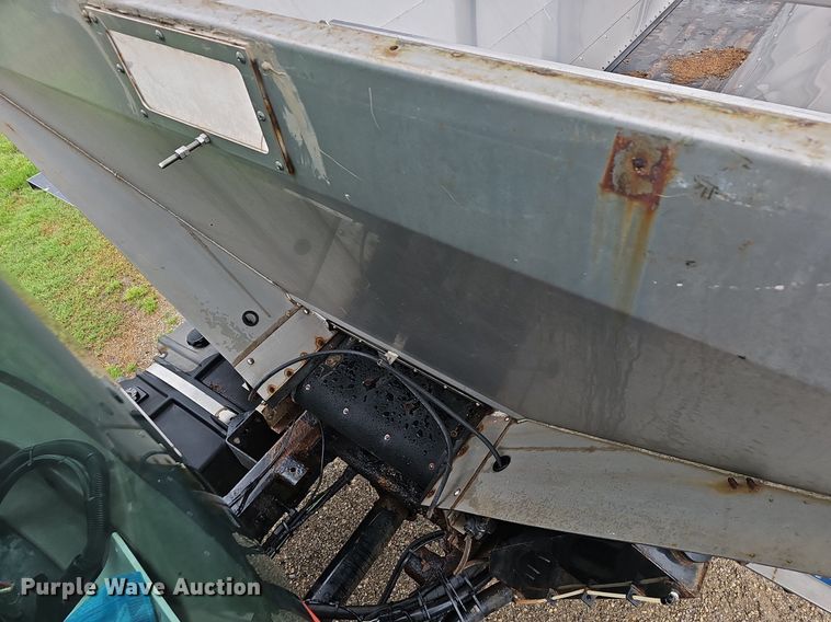 image for item EJ5377 Case Titan 4020 spreader