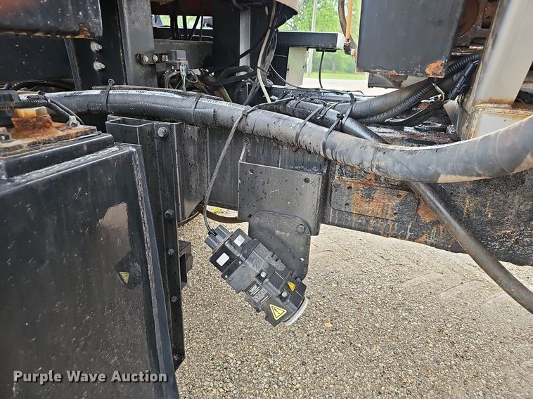 image for item EJ5377 Case Titan 4020 spreader