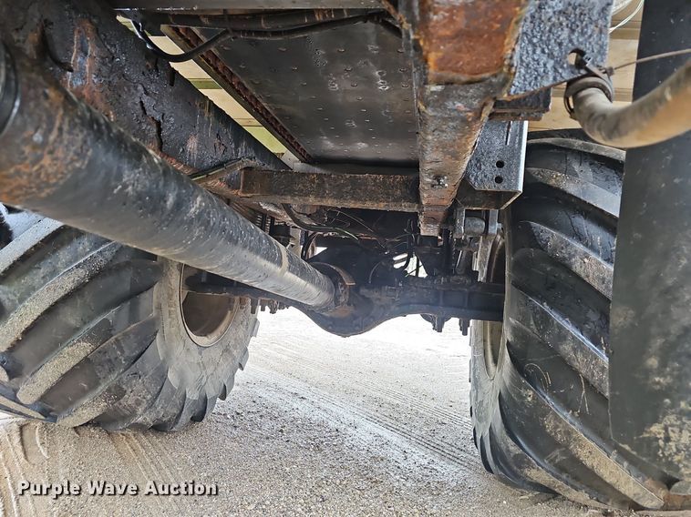 image for item EJ5377 Case Titan 4020 spreader