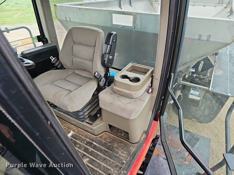 image for item EJ5377 Case Titan 4020 spreader