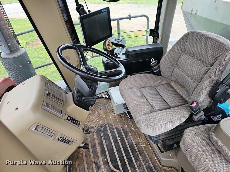 image for item EJ5377 Case Titan 4020 spreader