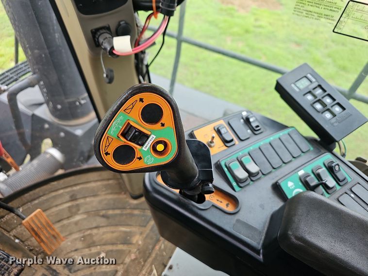 image for item EJ5377 Case Titan 4020 spreader