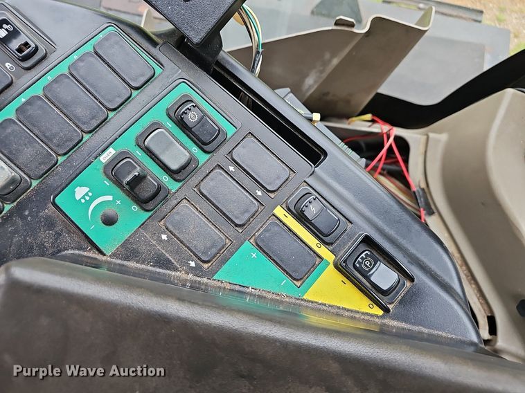 image for item EJ5377 Case Titan 4020 spreader