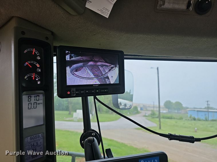 image for item EJ5377 Case Titan 4020 spreader