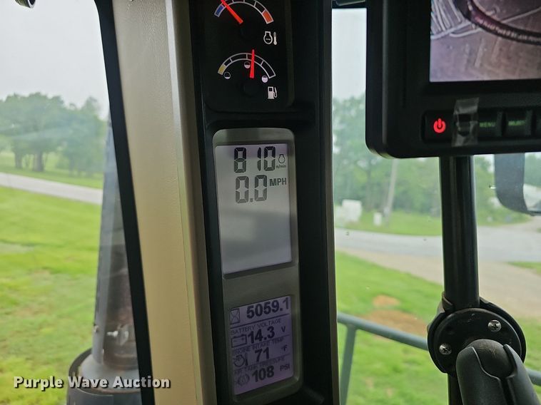 image for item EJ5377 Case Titan 4020 spreader