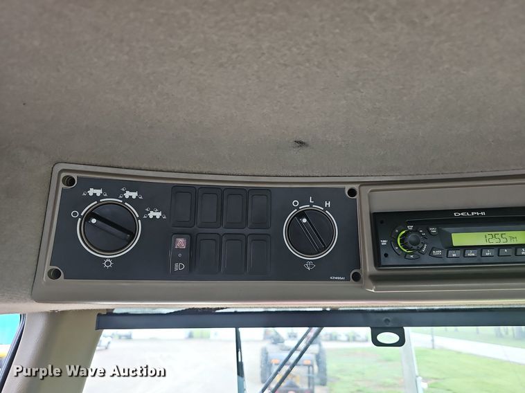 image for item EJ5377 Case Titan 4020 spreader