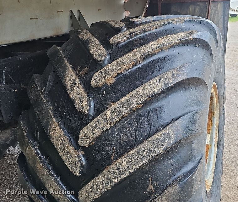 image for item EJ5377 Case Titan 4020 spreader