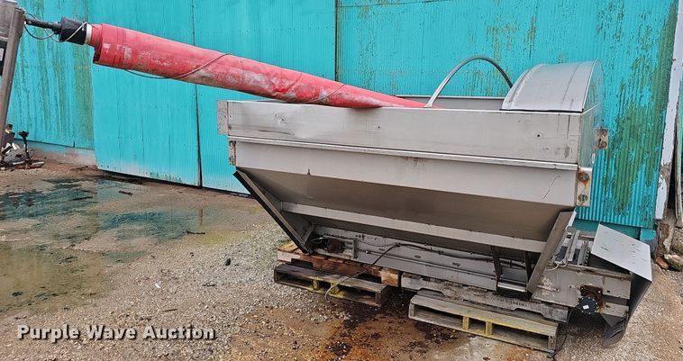 image for item EJ5377 Case Titan 4020 spreader