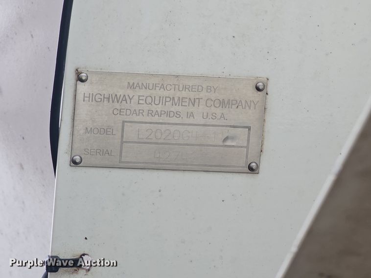 image for item EJ5378 2000 Case SPX3200B spreader