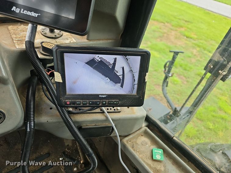 image for item EJ5378 2000 Case SPX3200B spreader