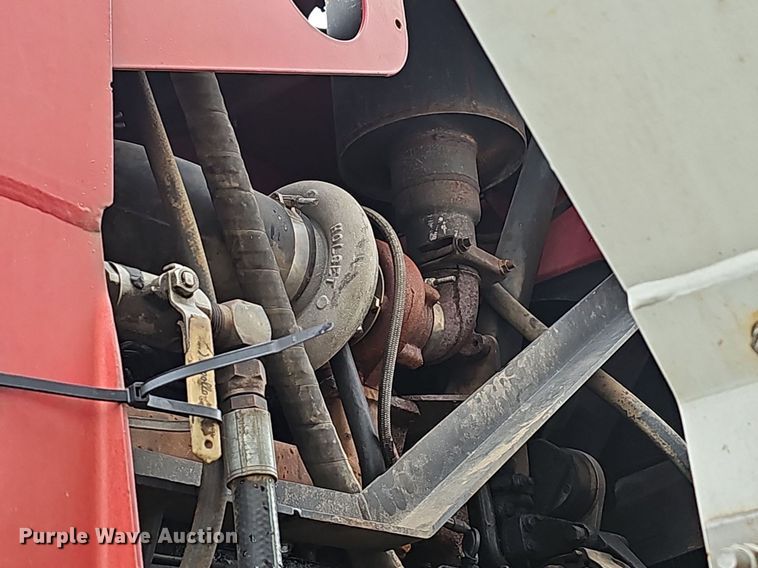 image for item EJ5378 2000 Case SPX3200B spreader