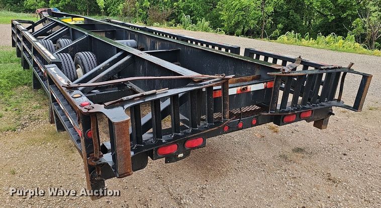 image for item EJ5379 2005 Behnke sprayer trailer