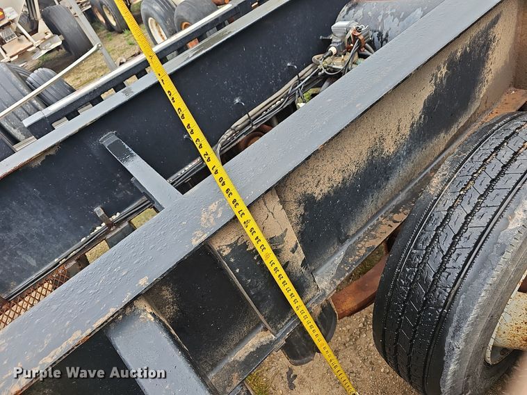 image for item EJ5379 2005 Behnke sprayer trailer