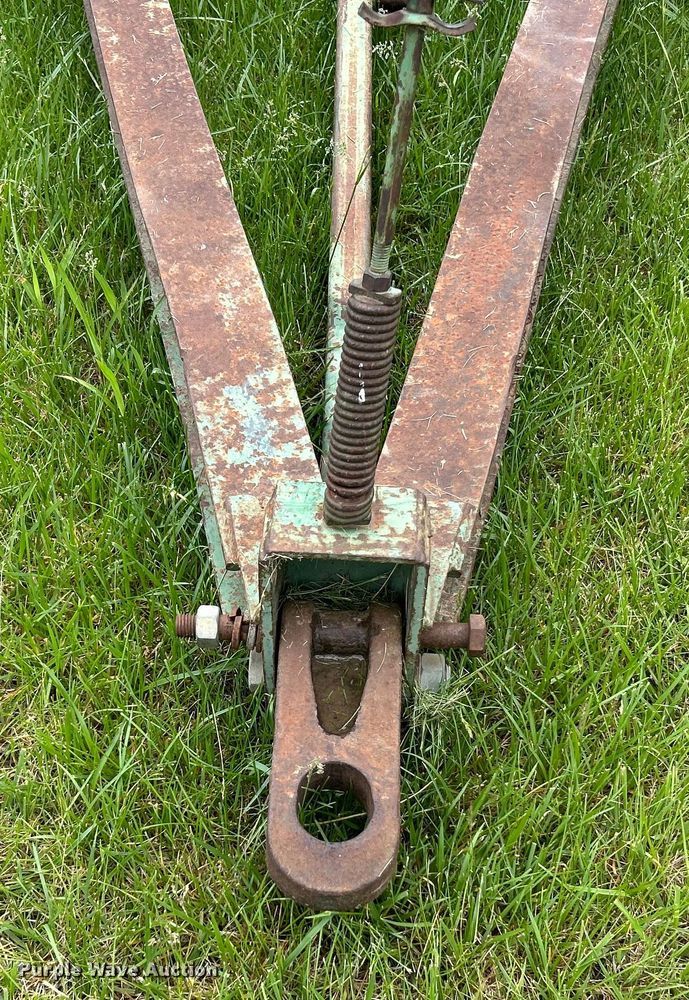 image for item EK4601 John Deere  E1000 field cultivator