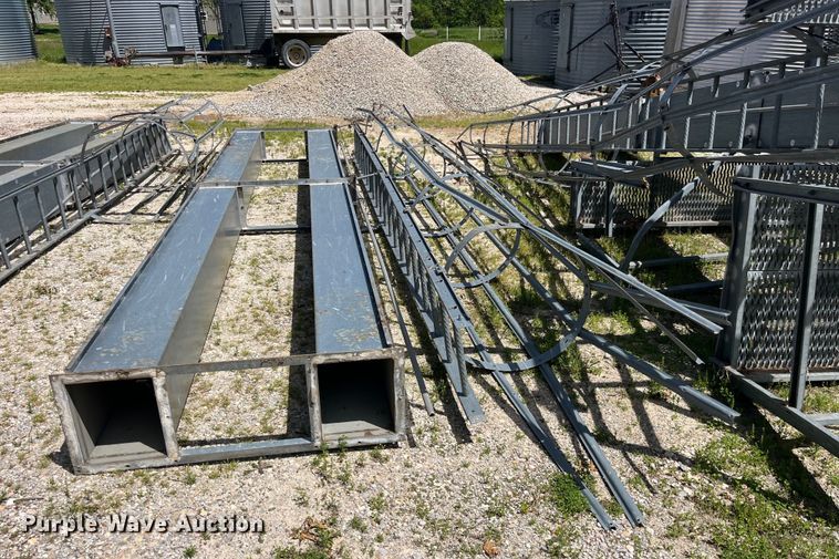 image for item EK8514 90' grain leg