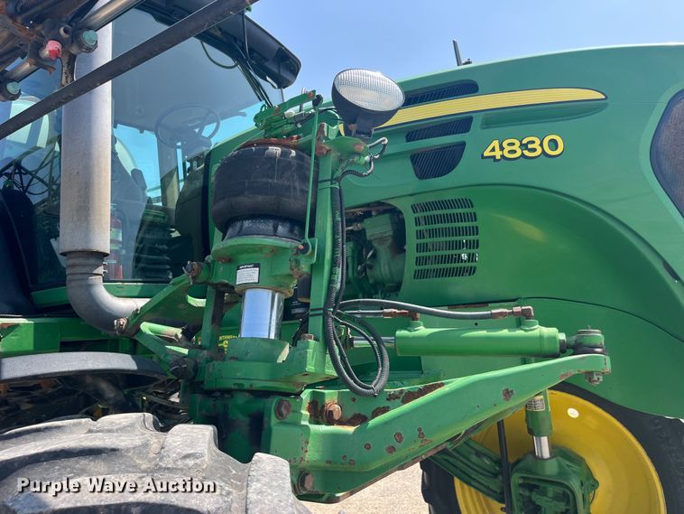 image for item LD9539 2012 John Deere 4830 sprayer