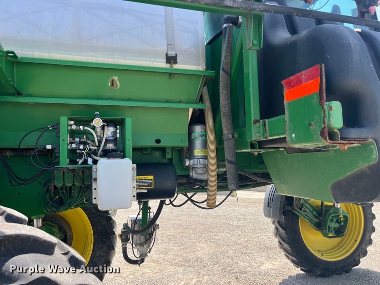 image for item LD9539 2012 John Deere 4830 sprayer