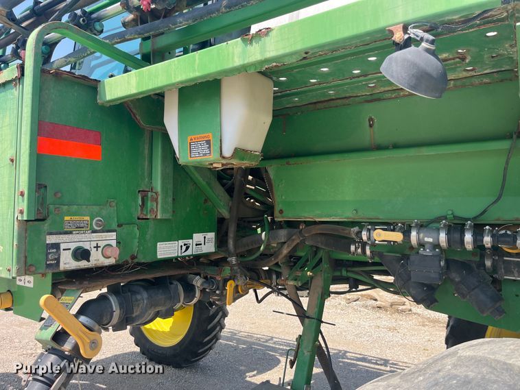 image for item LD9539 2012 John Deere 4830 sprayer