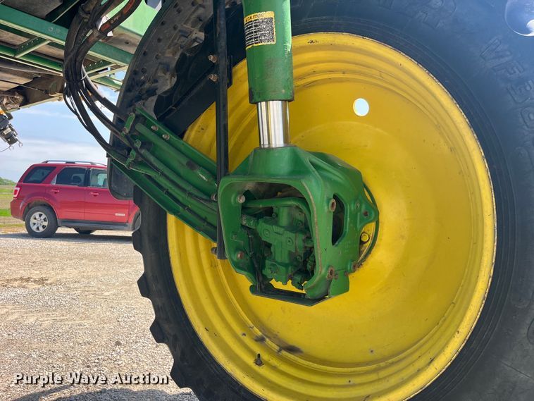 image for item LD9539 2012 John Deere 4830 sprayer