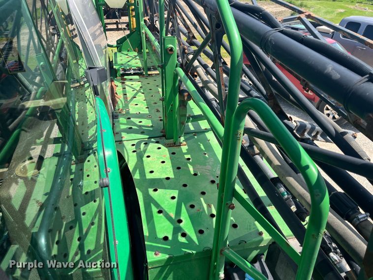 image for item LD9539 2012 John Deere 4830 sprayer