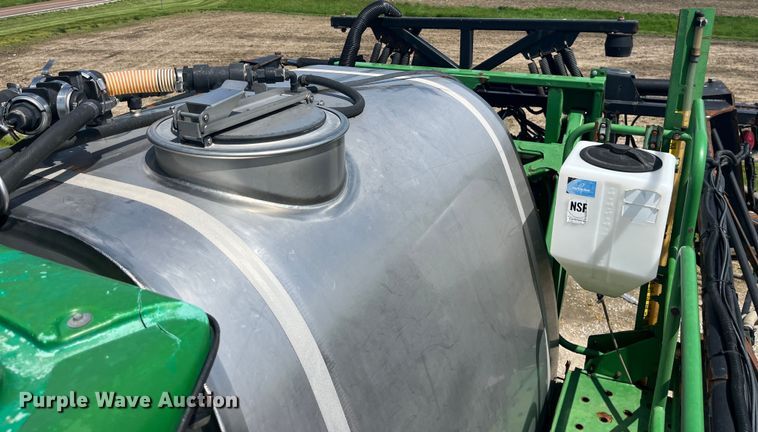 image for item LD9539 2012 John Deere 4830 sprayer