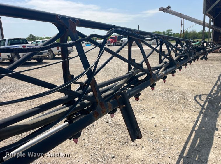 image for item LD9539 2012 John Deere 4830 sprayer