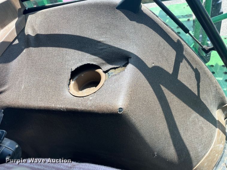 image for item LD9539 2012 John Deere 4830 sprayer