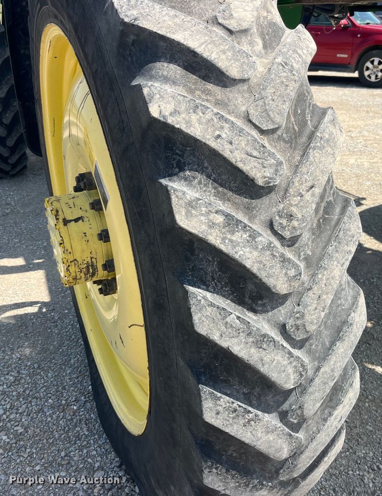 image for item LD9539 2012 John Deere 4830 sprayer