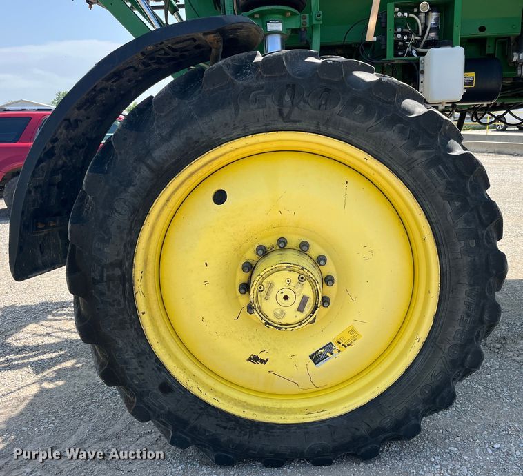 image for item LD9539 2012 John Deere 4830 sprayer