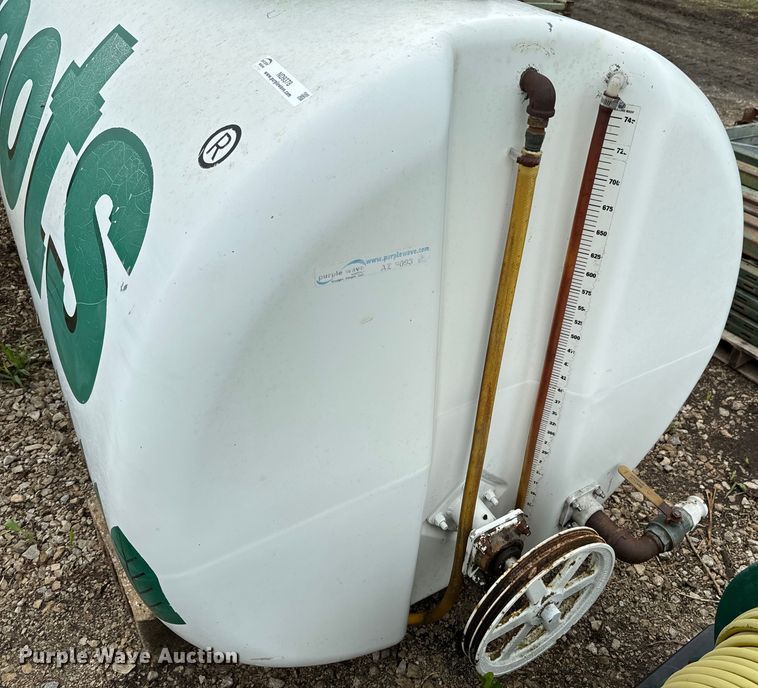 image for item ND9378 Fiberglass Tank