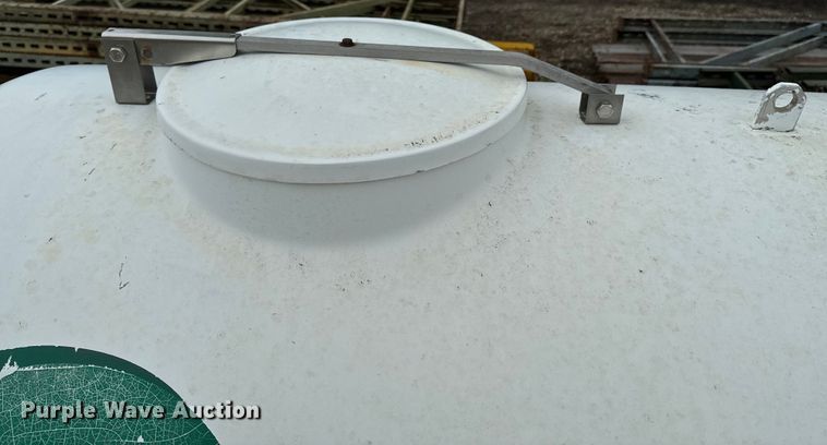 image for item ND9378 Fiberglass Tank