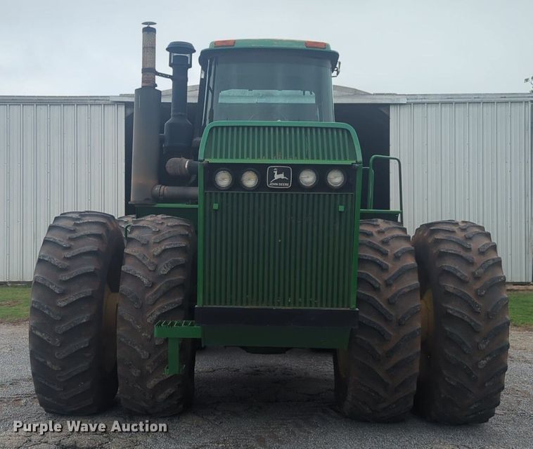 image for item NG9754 1995 John Deere  8770 4WD tractor