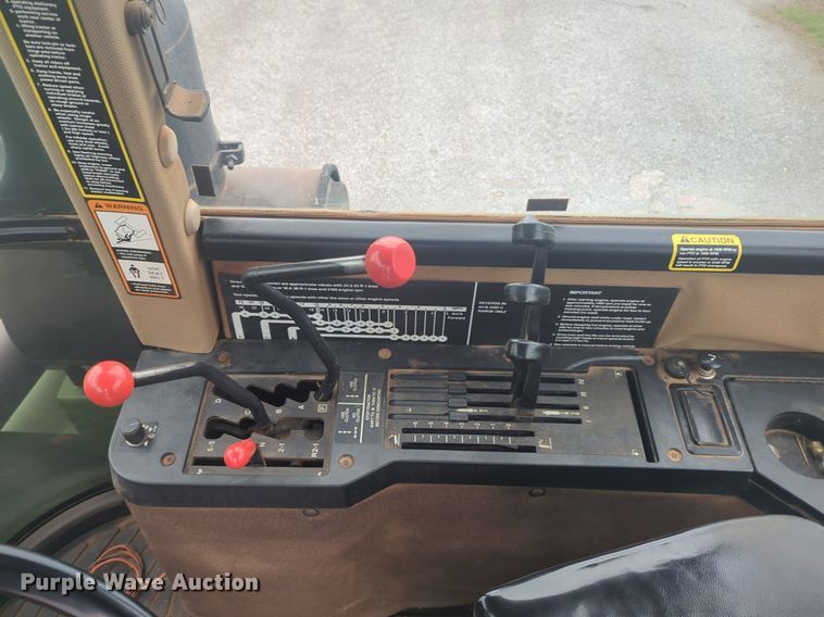 image for item NG9754 1995 John Deere  8770 4WD tractor