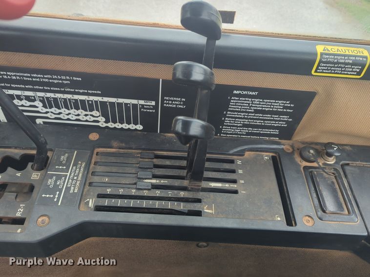 image for item NG9754 1995 John Deere  8770 4WD tractor