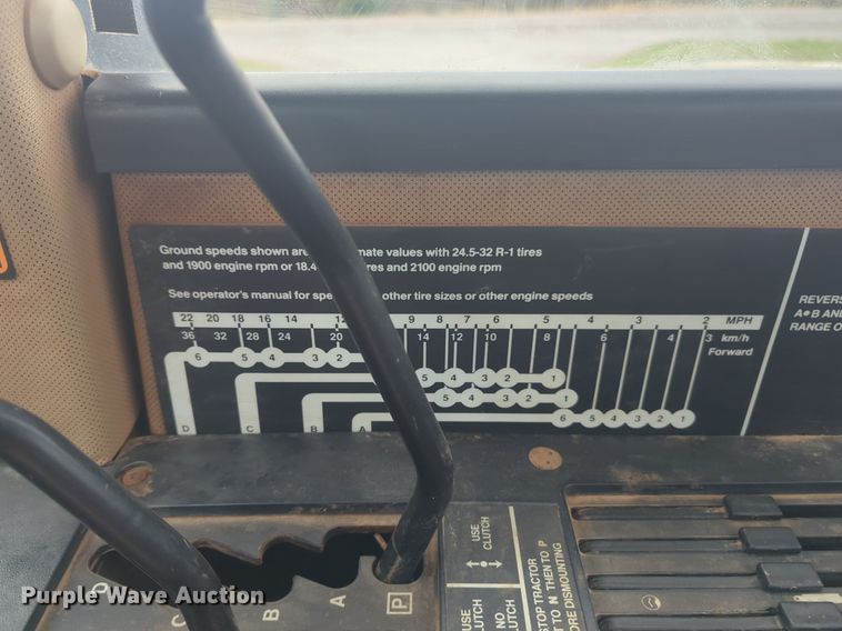 image for item NG9754 1995 John Deere  8770 4WD tractor